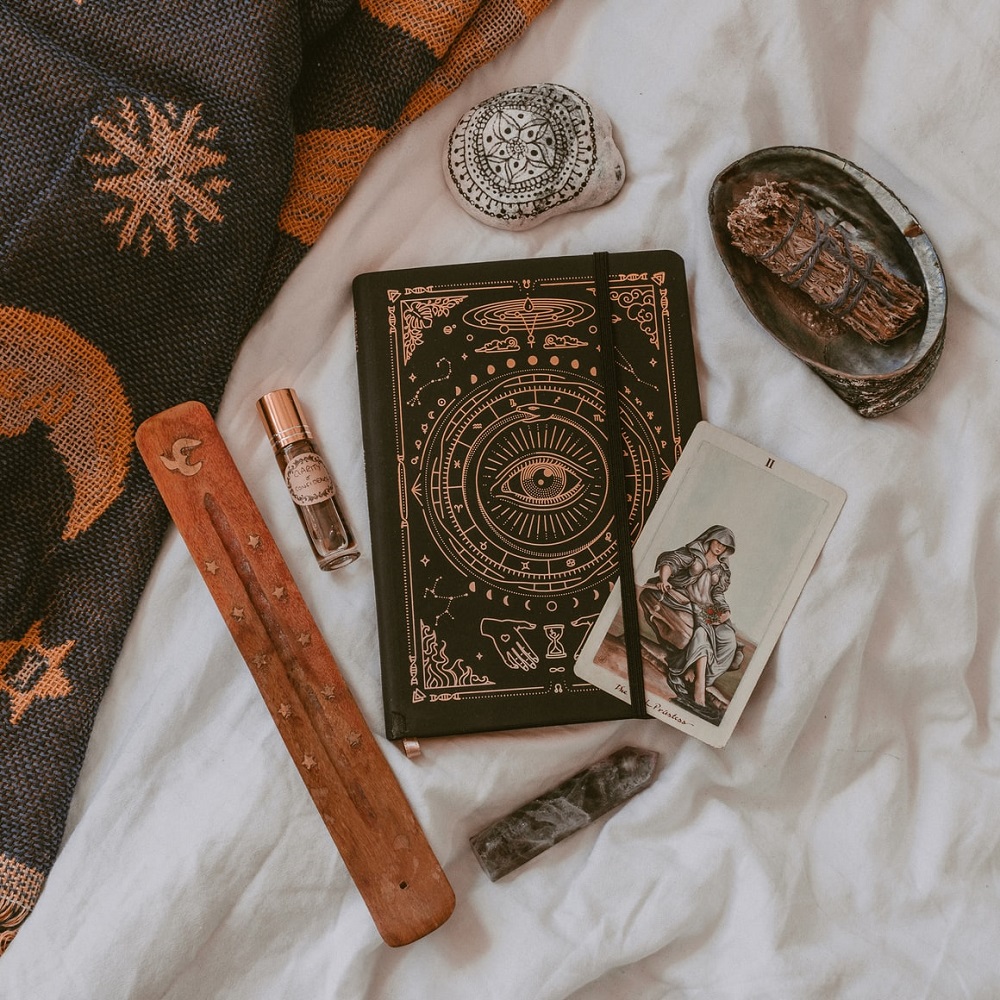 Tarot Card and Accessories